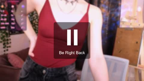 Snapshot of sunnyshy_mia chatting on 04/04/26, 06:00 Mia online show from 04/04/26, 06:00