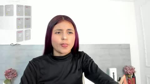 sunnywhitee online show from 05/21/26, 07:21
