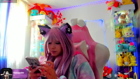 Snapshot of sunofureku_melody chatting on 01/15/25, 05:47 RAVENCLAU GIRL online show from 01/15/25, 05:47