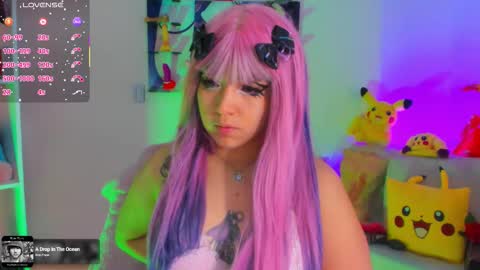 Snapshot of sunofureku_melody chatting on 09/17/25, 12:18 RAVENCLAU GIRL online show from 09/17/25, 12:18