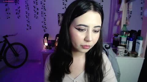 Snapshot of sunset_pienk chatting on 12/18/25, 06:08 Sunset online show from 12/18/25, 06:08