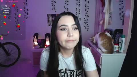 Snapshot of sunset_pienk chatting on 01/16/26, 05:55 Sunset online show from 01/16/26, 05:55