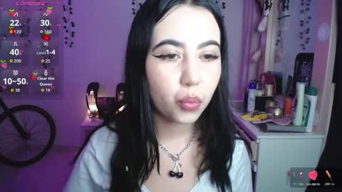 Snapshot of sunset_pienk chatting on 02/05/26, 02:27 Sunset online show from 02/05/26, 02:27