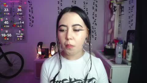 Snapshot of sunset_pienk chatting on 02/06/26, 03:55 Sunset online show from 02/06/26, 03:55