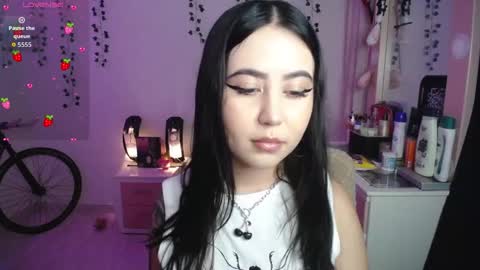 Snapshot of sunset_pienk chatting on 02/07/26, 04:38 Sunset online show from 02/07/26, 04:38