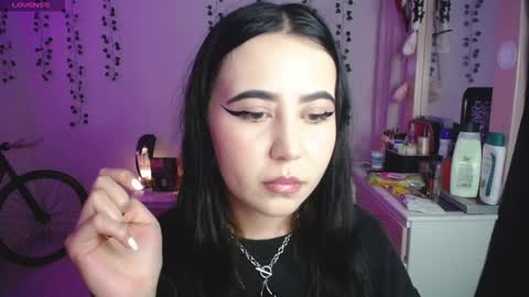 Snapshot of sunset_pienk chatting on 02/11/26, 05:23 Sunset online show from 02/11/26, 05:23