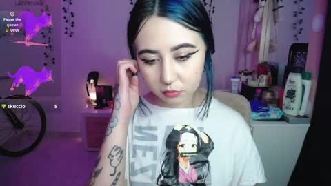 Snapshot of sunset_pienk chatting on 04/10/26, 02:50 Sunset online show from 04/10/26, 02:50