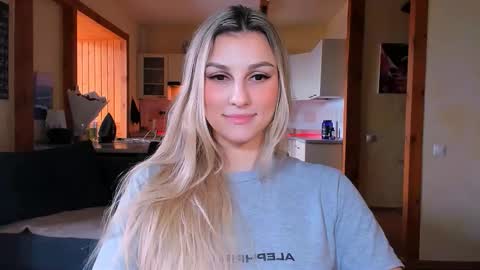 sunsetwithava online show from 02/20/26, 06:19