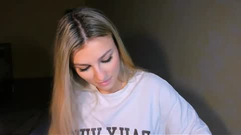 sunsetwithava online show from 03/02/26, 03:09