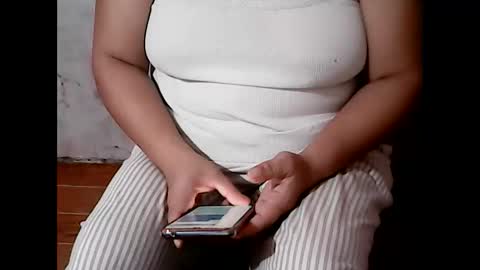 Snapshot of sunshine_38 chatting on 02/26/25, 01:32 sunshine_38 online show from 02/26/25, 01:32