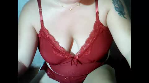 Snapshot of sunshine_38 chatting on 11/03/25, 09:32 sunshine_38 online show from 11/03/25, 09:32