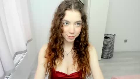 sunshine_bliss online show from 06/18/26, 03:38