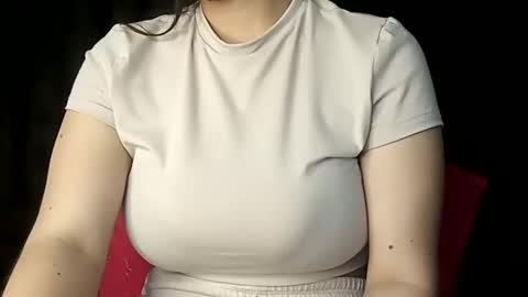 Annie online show from 02/16/25, 02:09