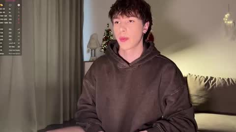 Snapshot of sunshinealex chatting on 01/06/26, 07:23 sunshinealex online show from 01/06/26, 07:23