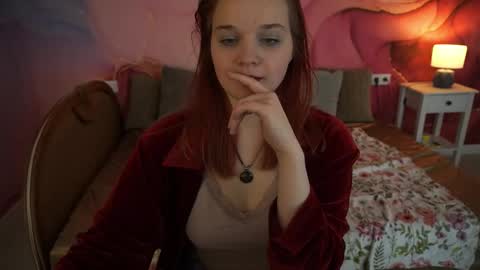 Lola online show from 11/03/25, 07:26