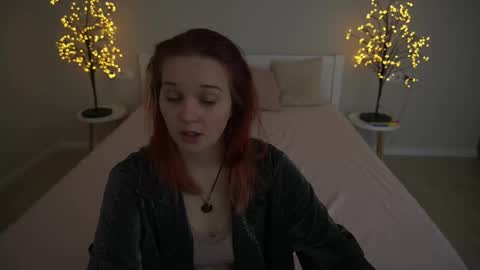 Lola online show from 11/16/25, 07:14