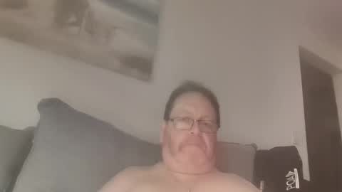 Snapshot of sunspotbaby chatting on 03/18/26, 04:15 Sunspotbaby online show from 03/18/26, 04:15