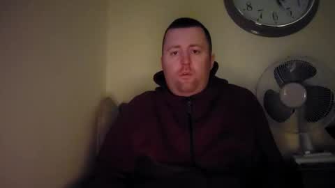 FORMYLOVE online show from 12/19/25, 04:25