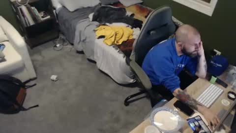 Snapshot of supbroitsmatt chatting on 03/28/26, 02:11 Matt online show from 03/28/26, 02:11