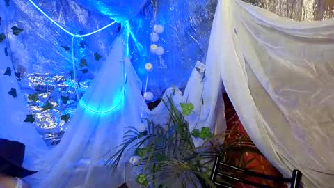 super jony and Marta GMT 1300-1800 every day online show from 10/16/25, 02:51