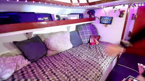 Snapshot of superbabe23 chatting on 12/03/24, 09:34 Superbabe23 online show from 12/03/24, 09:34