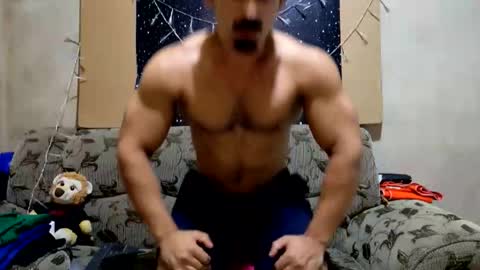 Snapshot of superbigmr chatting on 01/13/26, 04:18 james online show from 01/13/26, 04:18