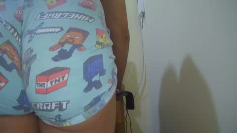 Snapshot of superboy977 chatting on 11/13/25, 05:50 superboy977 online show from 11/13/25, 05:50