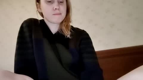 Annie online show from 12/25/24, 09:45