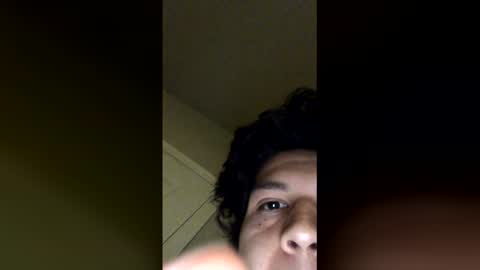 Snapshot of superflysly69 chatting on 02/01/26, 04:44 Sly online show from 02/01/26, 04:44