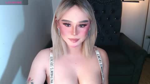 CARMINA online show from 11/03/25, 01:08