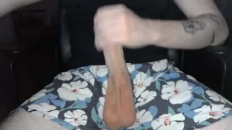 Snapshot of superhunglogan chatting on 09/13/25, 04:23 SuperHungLogan online show from 09/13/25, 04:23