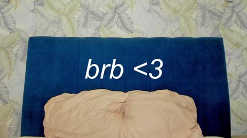 Una online show from 01/18/25, 05:10