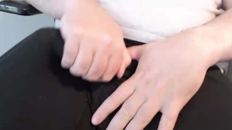 Snapshot of superm0bile chatting on 11/03/25, 06:42 superm0bile online show from 11/03/25, 06:42