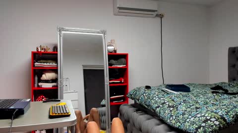 supermanboyxxl online show from 12/03/24, 09:44