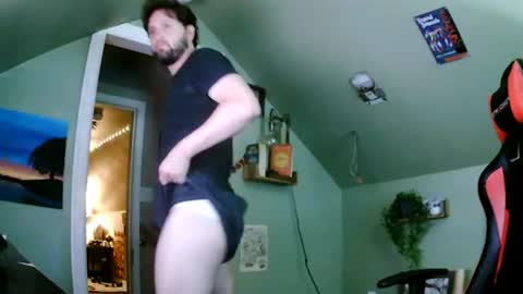 surferdudehere69 online show from 06/14/26, 08:55