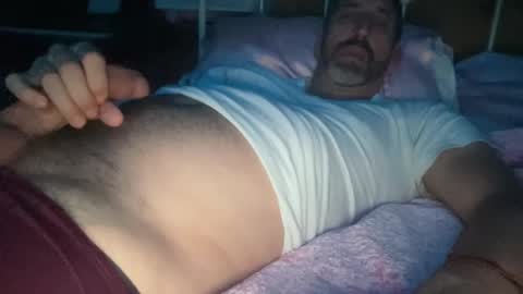 Snapshot of surfguy82 chatting on 09/19/25, 04:36 SurfGuy82 online show from 09/19/25, 04:36