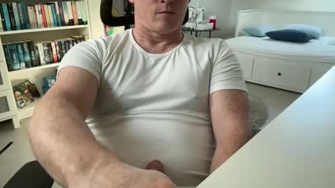 surfstar81 online show from 03/03/26, 11:05