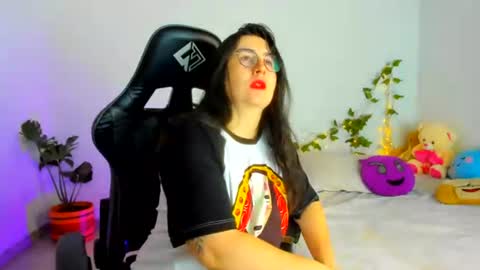 Dani online show from 06/13/26, 07:34