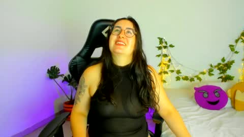 Dani online show from 06/19/26, 07:39
