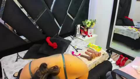 Snapshot of susana_flame chatting on 07/12/26, 01:18 Susana Flame online show from 07/12/26, 01:18