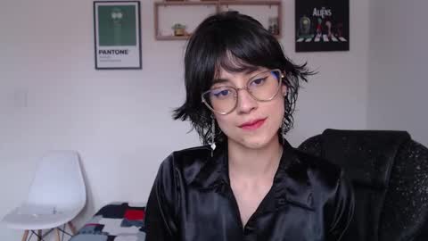 susana_w online show from 03/05/25, 08:10