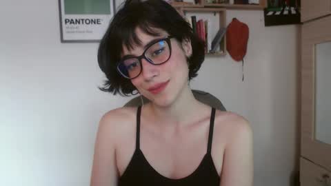 susana_w online show from 11/11/25, 09:59