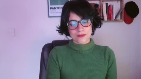 susana_w online show from 11/20/25, 09:47