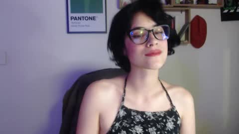 susana_w online show from 11/26/25, 12:11