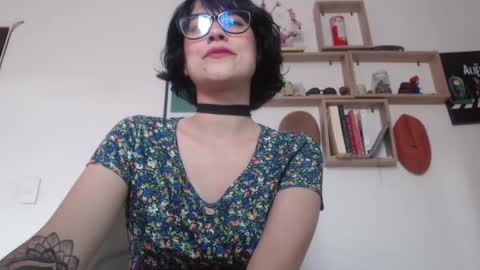 Snapshot of susana_w chatting on 12/16/25, 08:03 susana_w online show from 12/16/25, 08:03