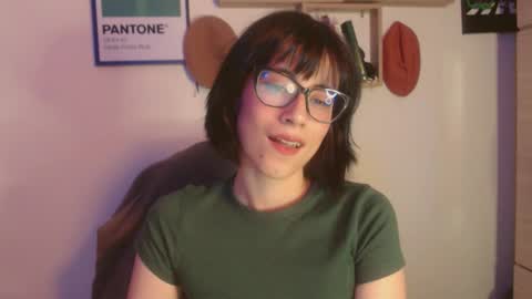 Snapshot of susana_w chatting on 01/17/26, 01:10 susana_w online show from 01/17/26, 01:10