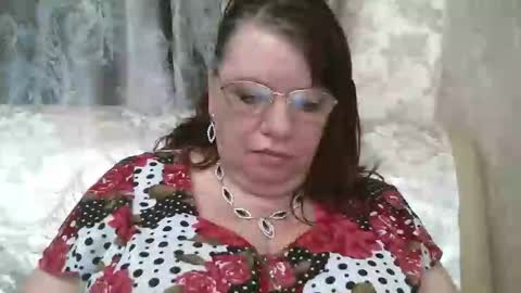 Snapshot of susanaahsun chatting on 03/27/26, 12:05 SusanaAhSun online show from 03/27/26, 12:05