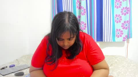Snapshot of susanaeshwar chatting on 07/11/26, 12:35 susanaeshwar online show from 07/11/26, 12:35