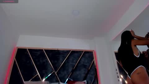 susanahenao online show from 10/03/25, 07:33