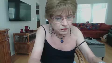 sexualsusan online show from 04/16/26, 08:20
